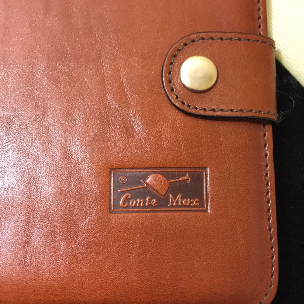 Conte Max Leather Tie Holder